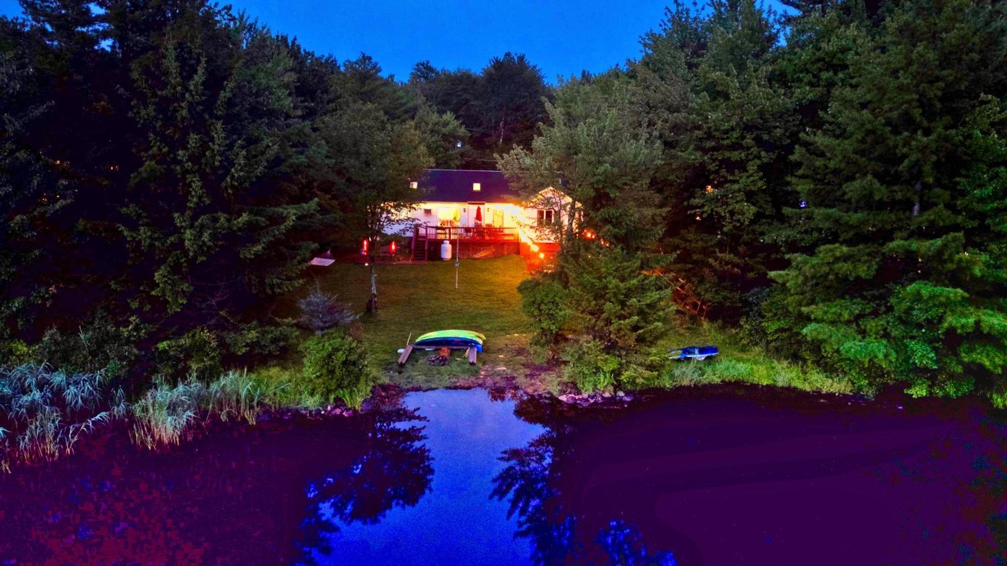 Zen Den - Pocono Lakefront With Hot Tub ! Pocono Summit エクステリア 写真